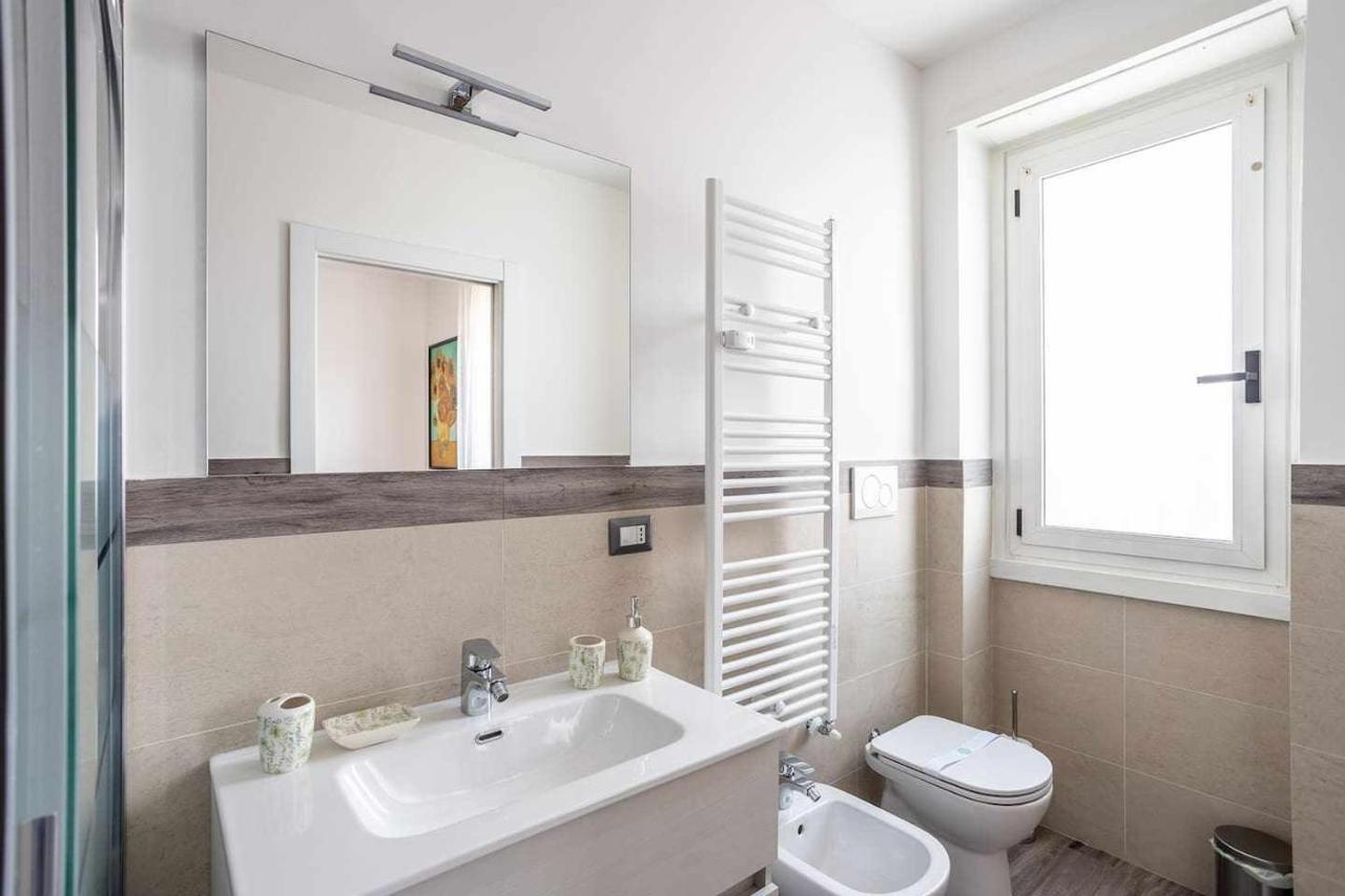 Milano City Apartments - Parking And Comfort - Spacious Apt Up To 8 Pax Exterior photo